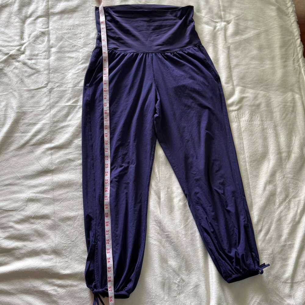 Lululemon Om Pants Purple High Rise Yoga Joggers Adjustable Hem Size 6 - Picture 11 of 12